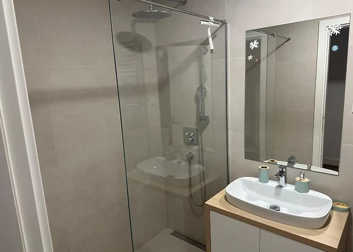 Garden Escape Zemun 公寓 *